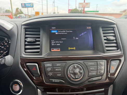 Used 2015 Nissan Pathfinder SL w/ SL Tech Package image 15