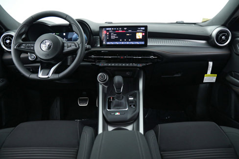 New 2025 Alfa Romeo Tonale image 17