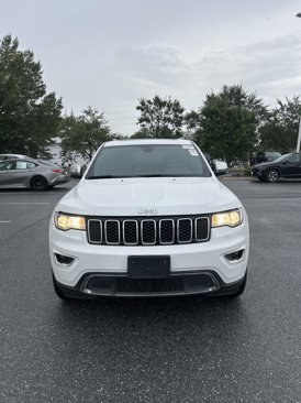Used 2022 Jeep Grand Cherokee Limited image 3