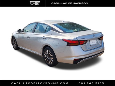 Used 2024 Nissan Altima 2.5 SV image 23