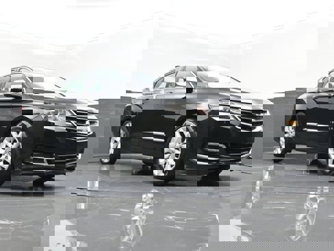 Certified 2019 Chevrolet Impala Premier w/ Premier Convenience Package image 34