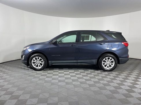 Used 2018 Chevrolet Equinox LS image 6
