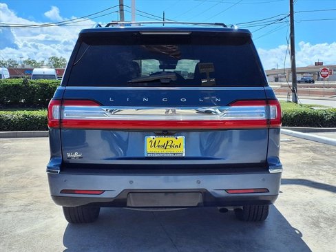 Used 2019 Lincoln Navigator Select w/ Technology Package image 24