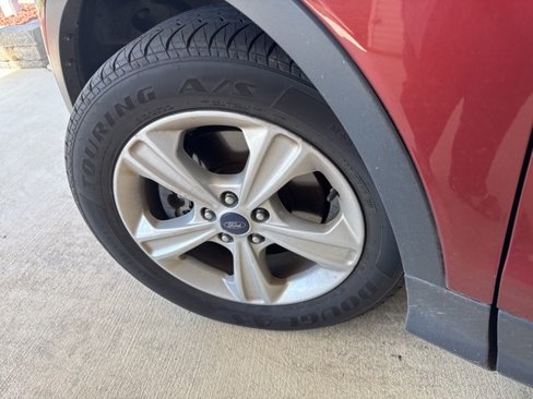 Used 2016 Ford Escape SE image 8