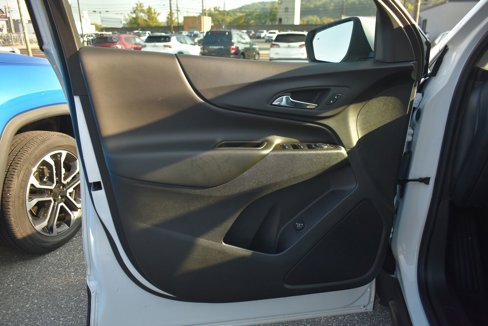 Used 2023 Chevrolet Equinox LT image 10
