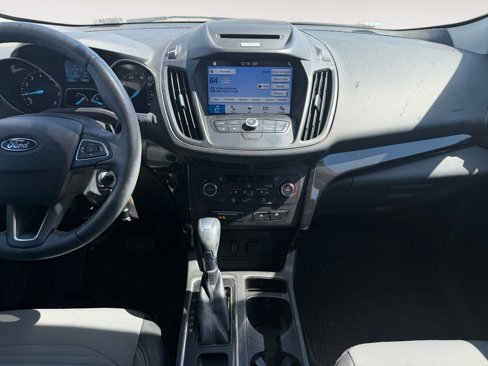 Used 2017 Ford Escape SE w/ Equipment Group 201A image 11