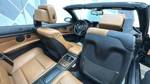 Used 2009 BMW 328i Convertible image 28