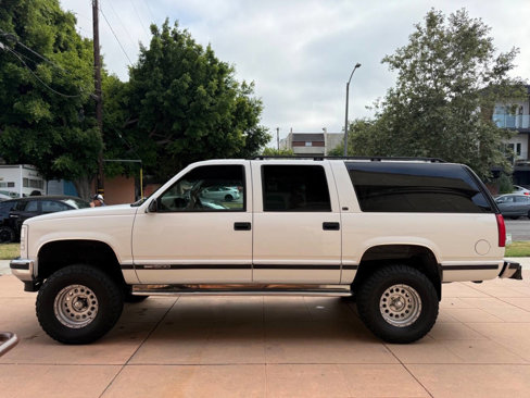 Used 1999 GMC Suburban 2WD w/ Marketing Opt Pkg 3 image 6