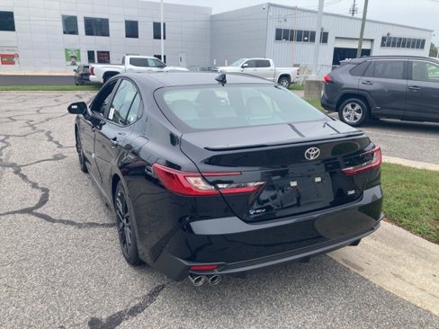 New 2025 Toyota Camry SE image 6