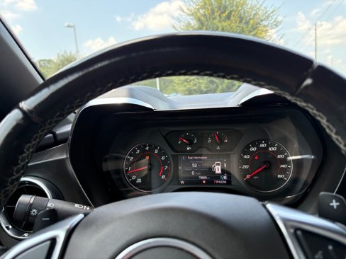 Used 2021 Chevrolet Camaro LT image 12