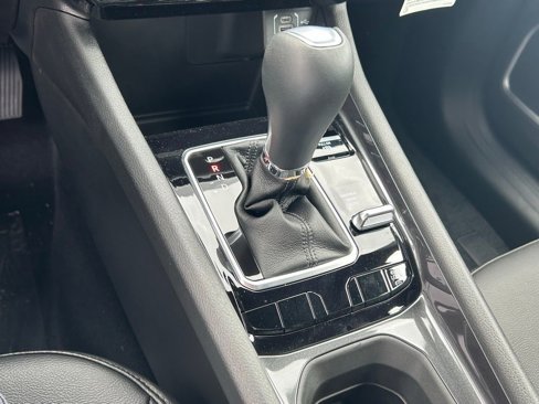 New 2025 Jeep Compass Latitude w/ Altitude Special Edition image 13