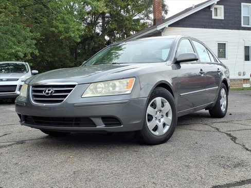 Used 2010 Hyundai Sonata GLS image 1