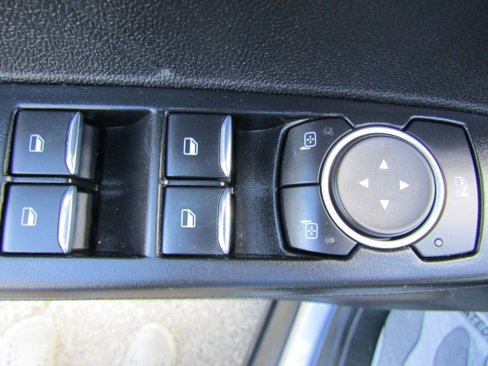 Used 2022 Ford Escape SEL image 17