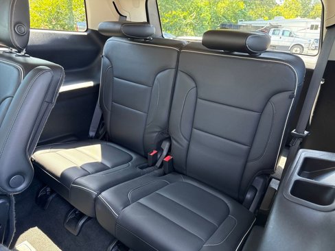 Used 2019 GMC Acadia Denali image 28