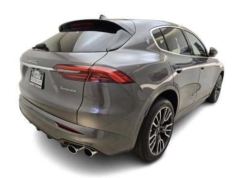 Used 2024 Maserati Grecale GT image 9