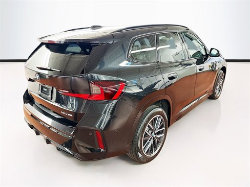 Certified 2023 BMW X1 xDrive28i w/ Premium Package image 5