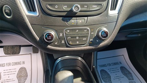 Used 2023 Chevrolet Malibu LT image 19