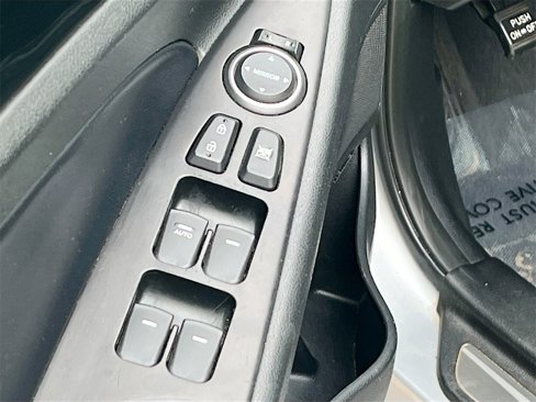 Used 2011 Hyundai Sonata Limited image 16