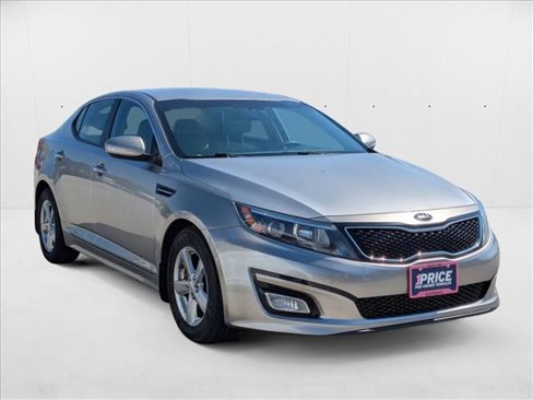 Used 2015 Kia Optima LX image 3