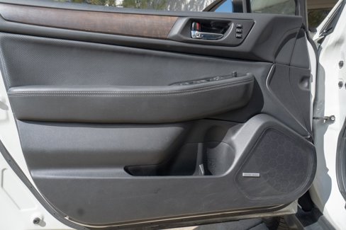 Used 2017 Subaru Outback 2.5i Limited image 7
