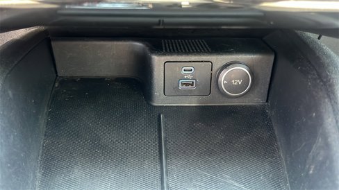 Used 2021 Ford Escape SE image 25