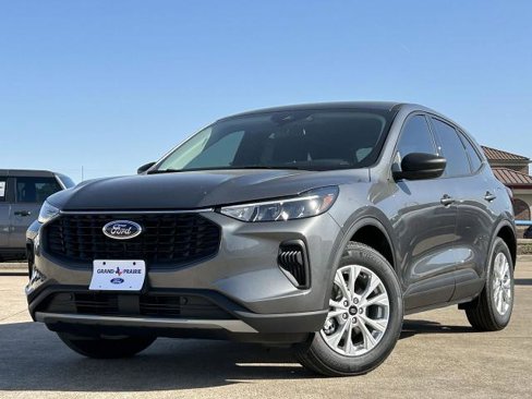 New 2025 Ford Escape Active image 2