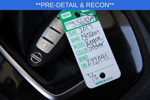 Used 2017 Nissan Rogue SV image 21