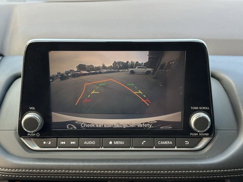 Used 2021 Nissan Rogue S image 31