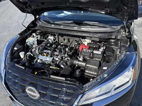 Used 2024 Nissan Kicks S image 9