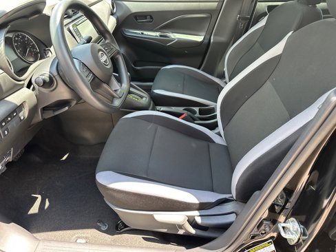 Used 2025 Nissan Versa S w/ Trunk Package image 9
