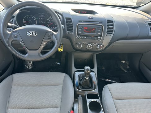 Used 2017 Kia Forte LX image 22