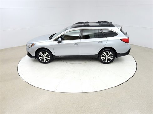 Used 2019 Subaru Outback 2.5i Limited w/ Popular Package #2 image 16