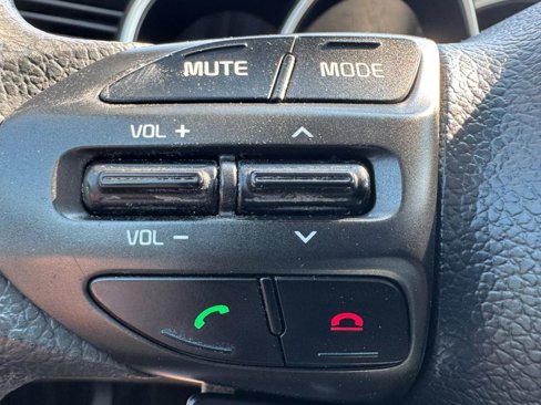 Used 2015 Kia Optima LX image 16