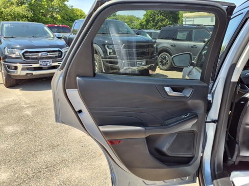 Used 2022 Ford Escape SEL image 10