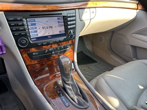 Used 2004 Mercedes-Benz E 320 Sedan image 16