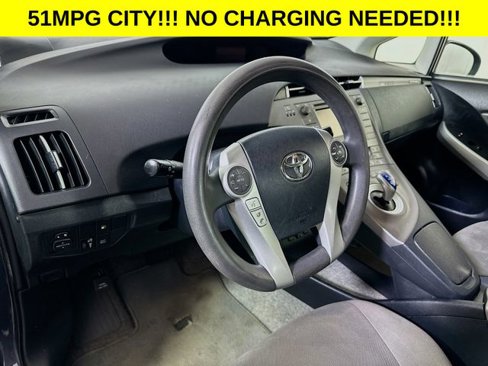 Used 2014 Toyota Prius Plug-In Hybrid image 9