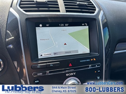 Used 2018 Ford Explorer Limited image 18
