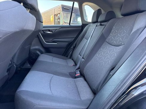 Used 2020 Toyota RAV4 XLE image 10