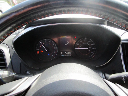 Used 2018 Subaru Crosstrek 2.0i Premium w/ Eyesight System image 9