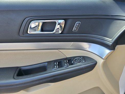 Used 2017 Ford Explorer 4WD image 18