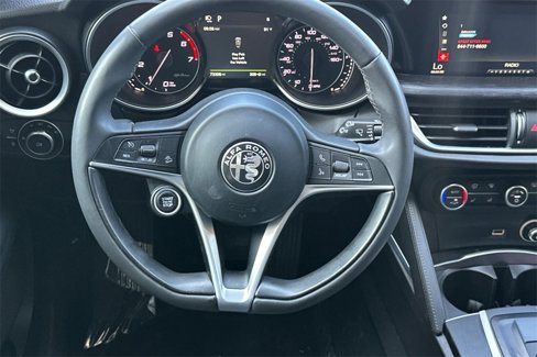 Used 2018 Alfa Romeo Stelvio Sport w/ Cold Weather Package image 17