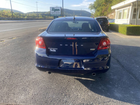 Used 2013 Dodge Avenger SE image 8