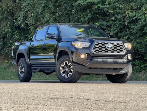Used 2020 Toyota Tacoma 4x4 Double Cab image 2