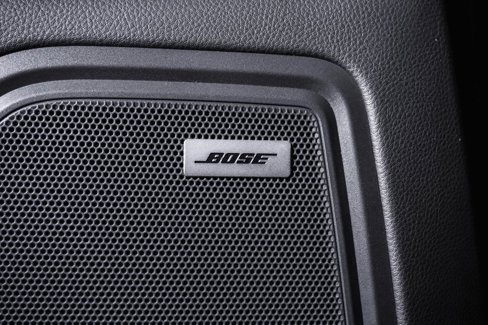 Certified 2025 Porsche Macan Turbo image 27