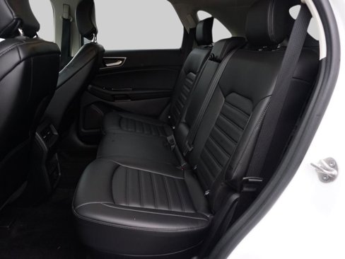 Used 2019 Ford Edge SEL w/ Equipment Group 201A image 9