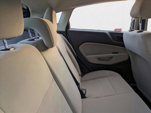 Used 2018 Ford Fiesta SE image 18