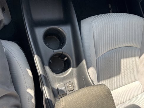 Used 2017 Toyota Prius Two image 18
