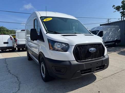 Used 2023 Ford Transit 250 Medium Roof image 23