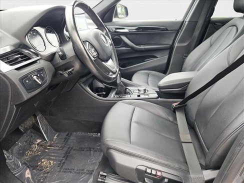 Used 2019 BMW X1 sDrive28i image 17
