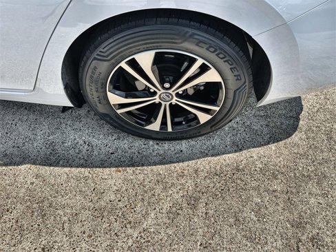 Used 2022 Nissan Sentra SV image 12